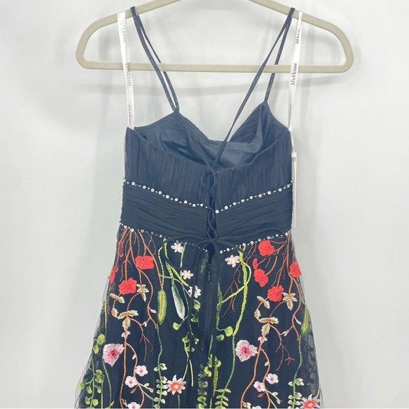 JJ’s house A-line Straight Floor-Length Tulle Prom Dresses floral Beading - Picture 6 of 10